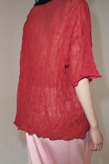 TOP EN MAILLE EFFET FROISSÉ - Rouge moyen de Zara - Image 2