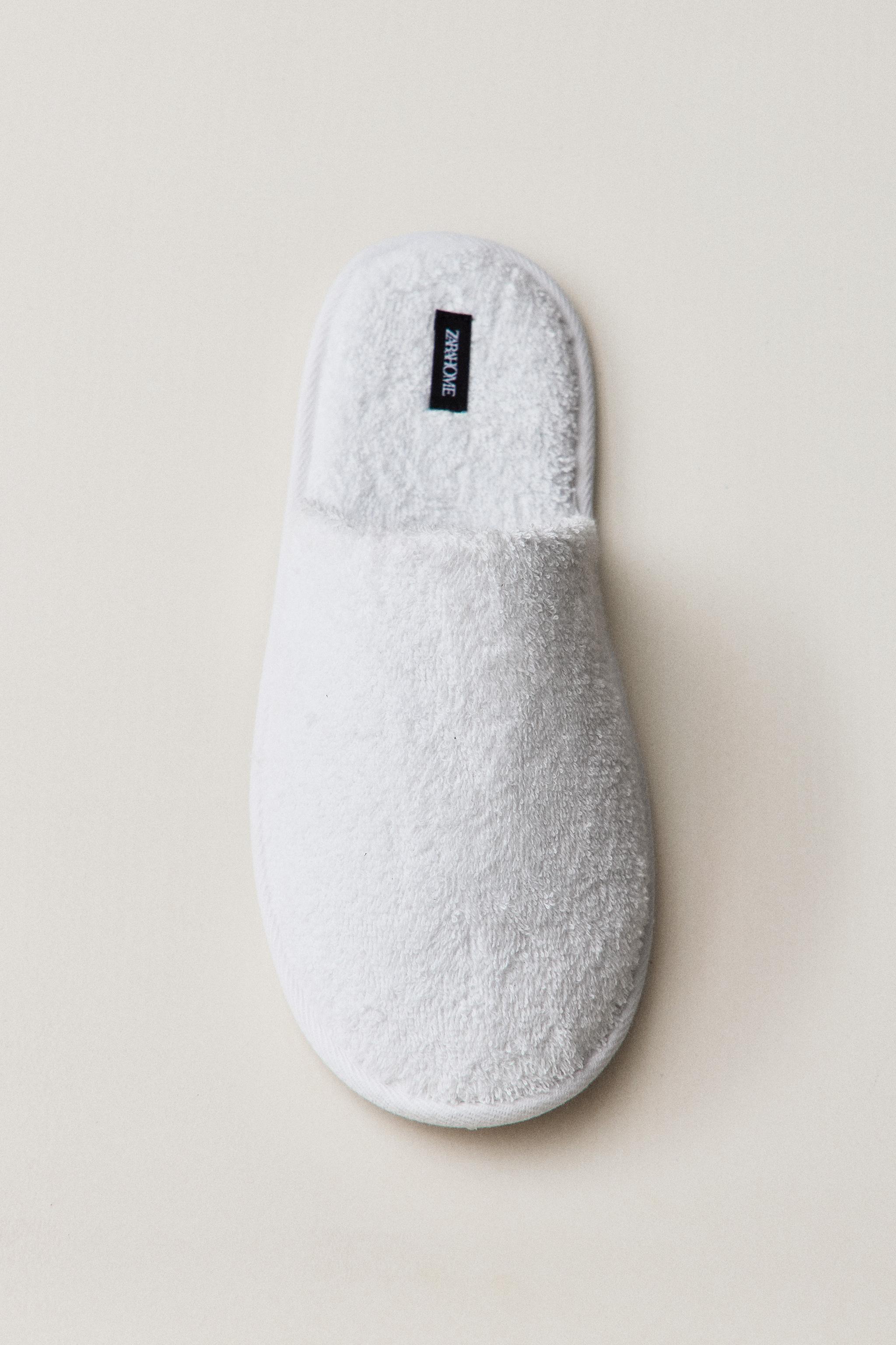 TERRY BATHROOM SLIPPERS — White