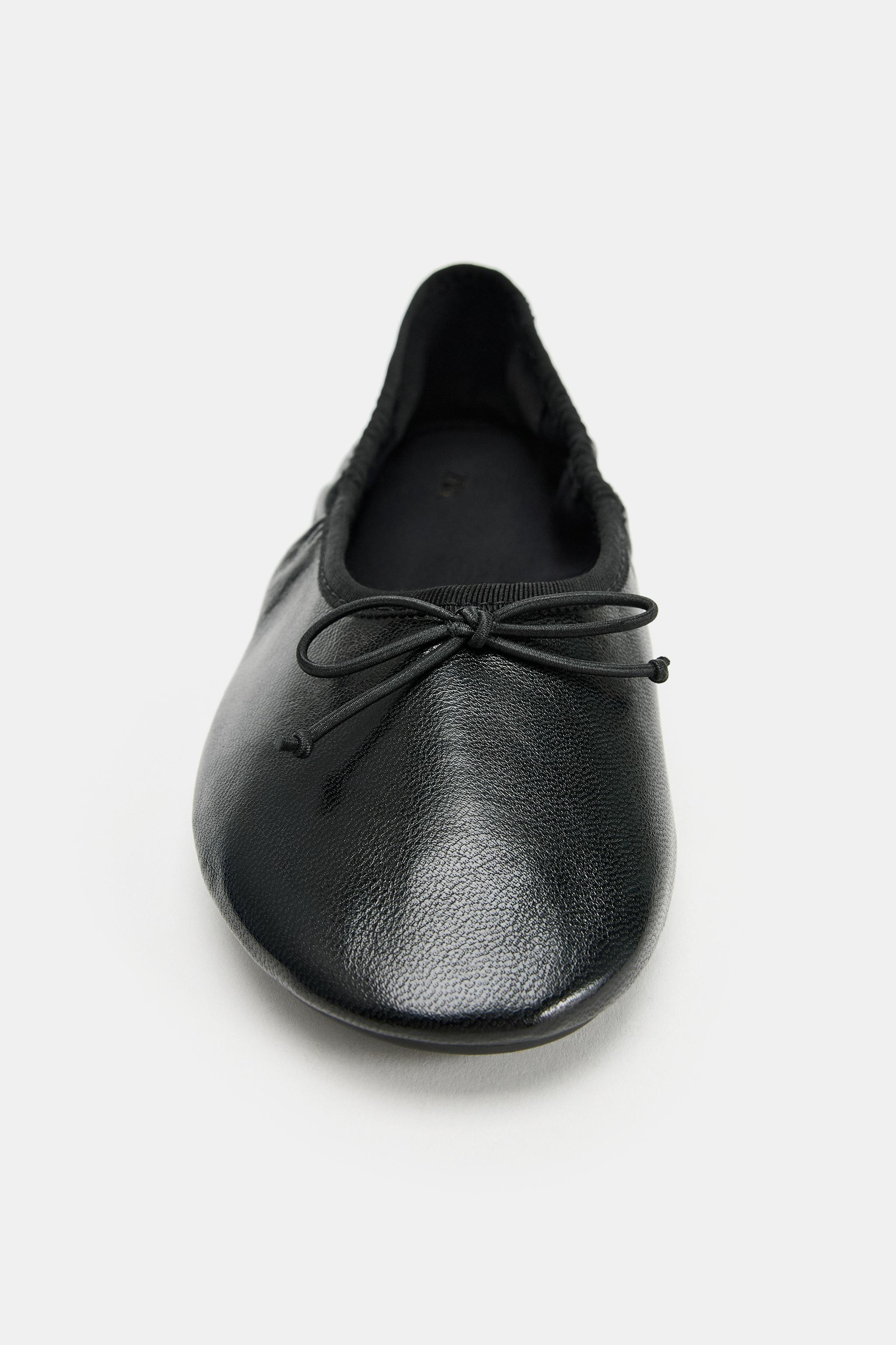 RUFFLED LEATHER BALLET FLATS