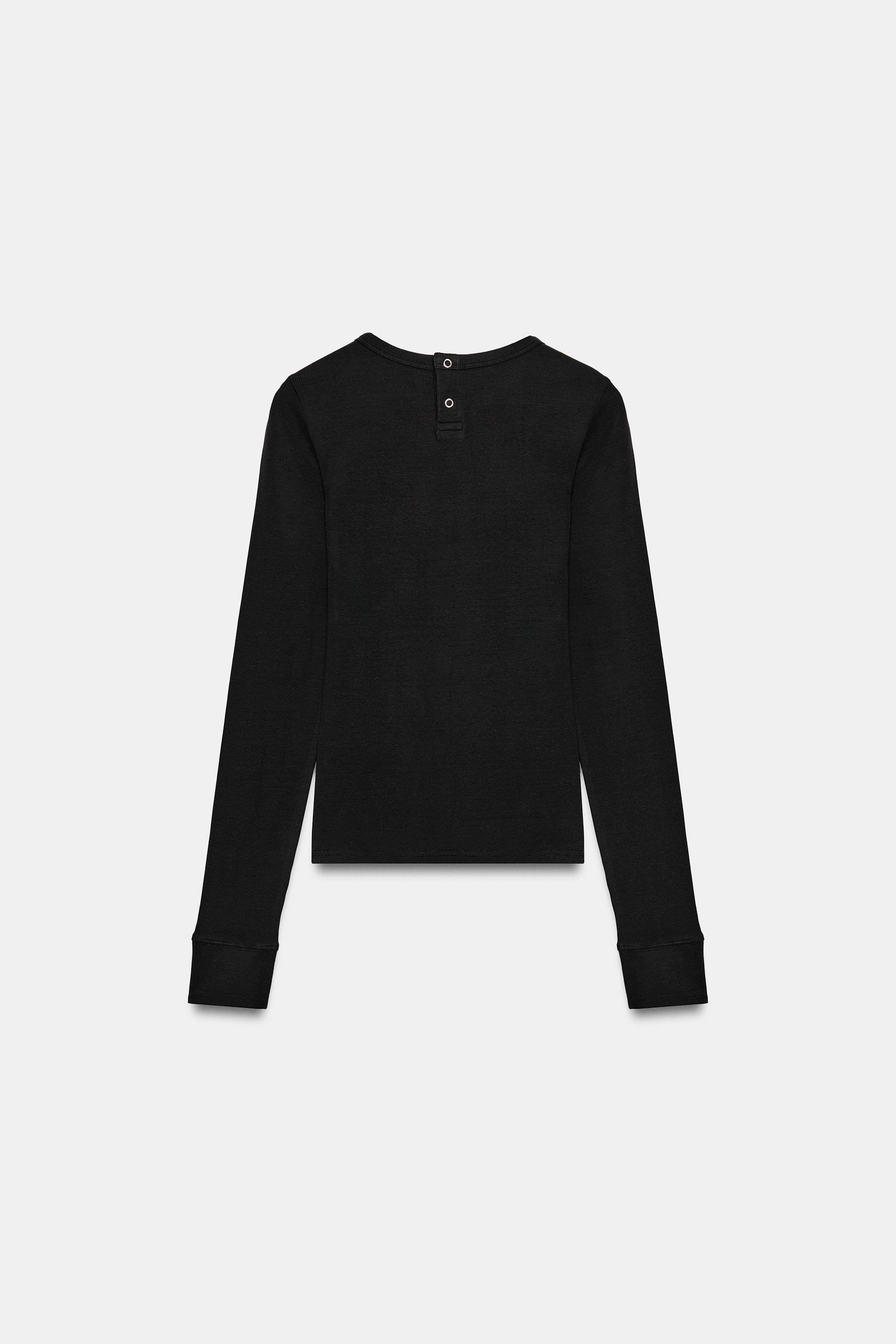 RIBBED SNAP T-SHIRT