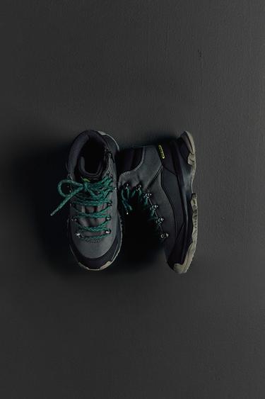 WATER-REPELLENT HIKING BOOTS - Green by Zara