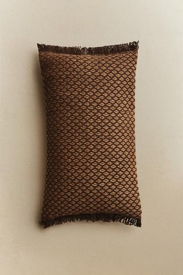 HERRINGBONE CUSHION COVER - Brown by Zara