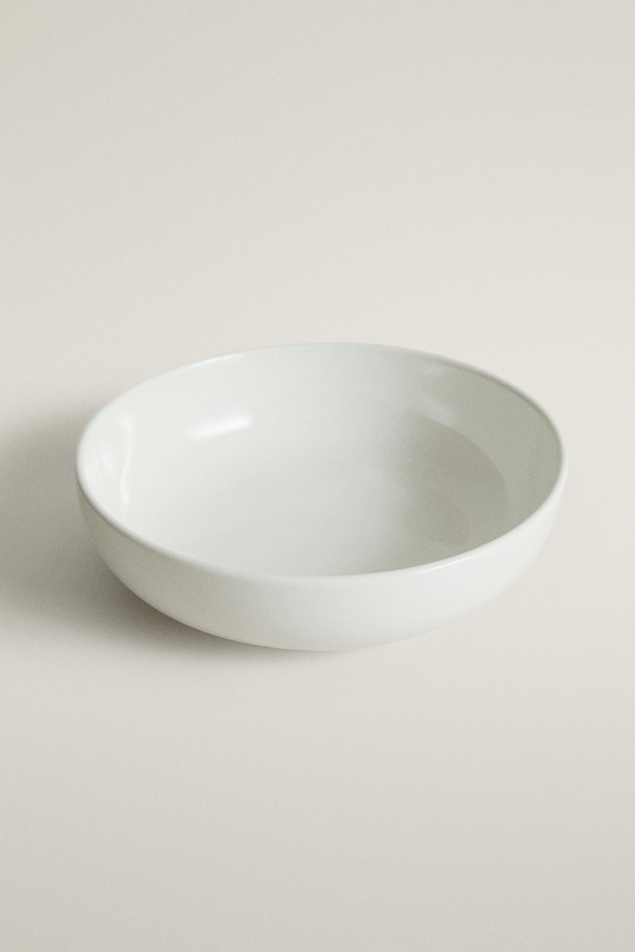 STONEWARE SOUP PLATE — White