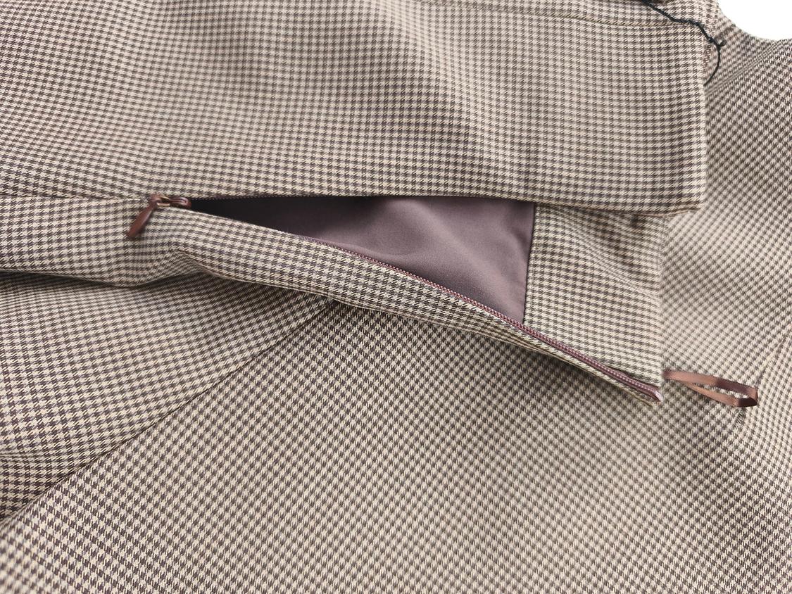 HIGH-WAIST SHORTS WITH BELT LOOPS - Image 8