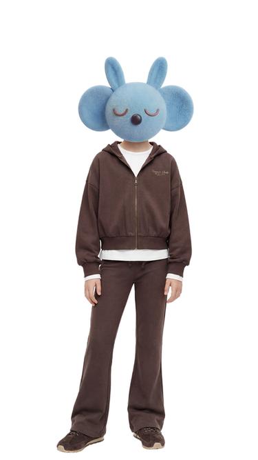 SWEATSHIRT MIT KAPUZE UND RELIEF-SCHRIFTZUG - Braun von Zara