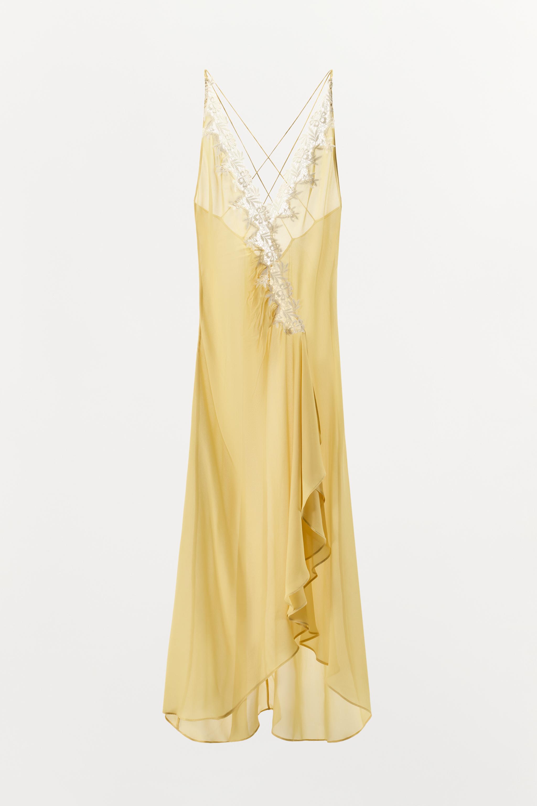 ROBE EN GEORGETTE À DENTELLE ET VOLANTS