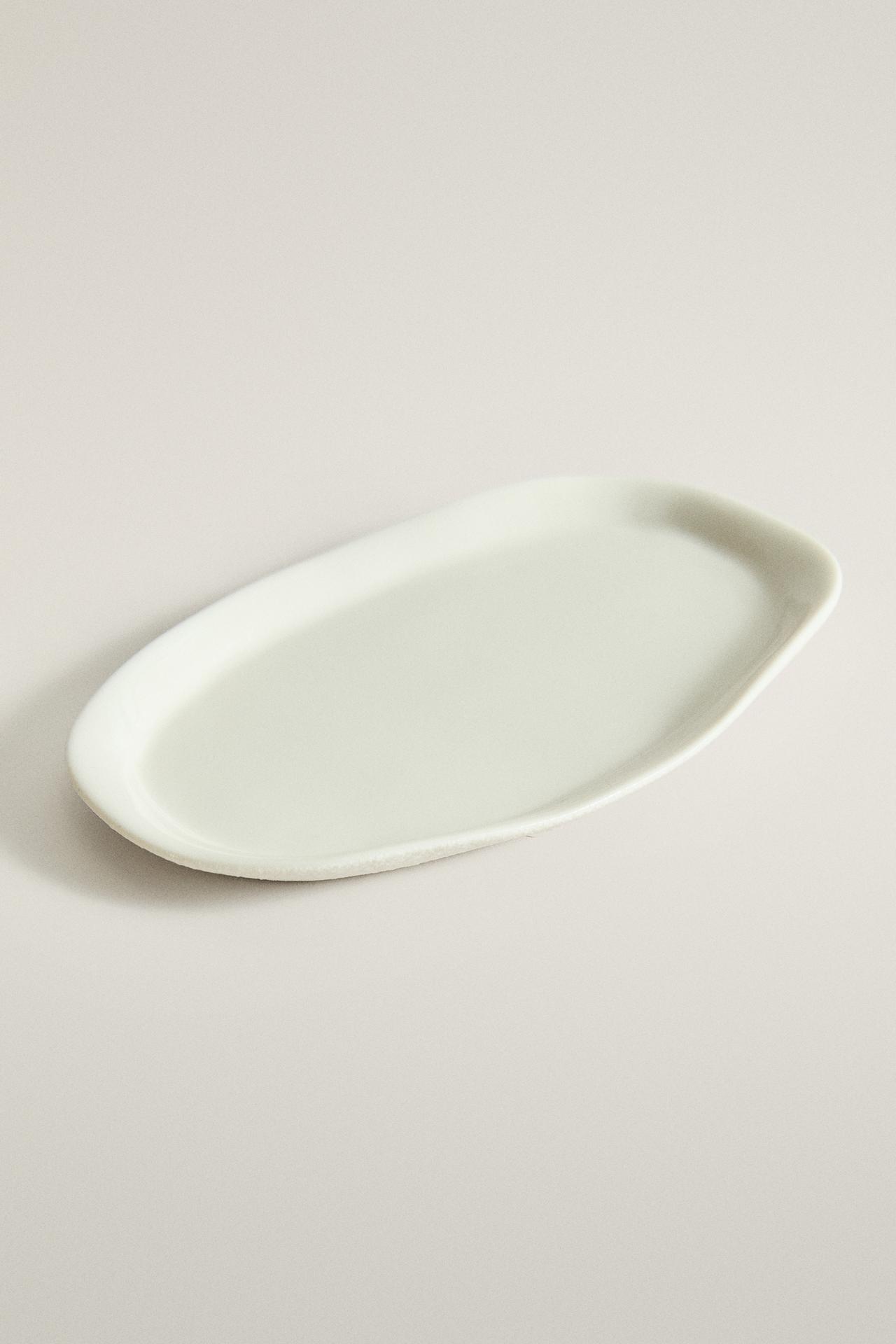 TEXTURED BATHROOM SOAP DISH — White