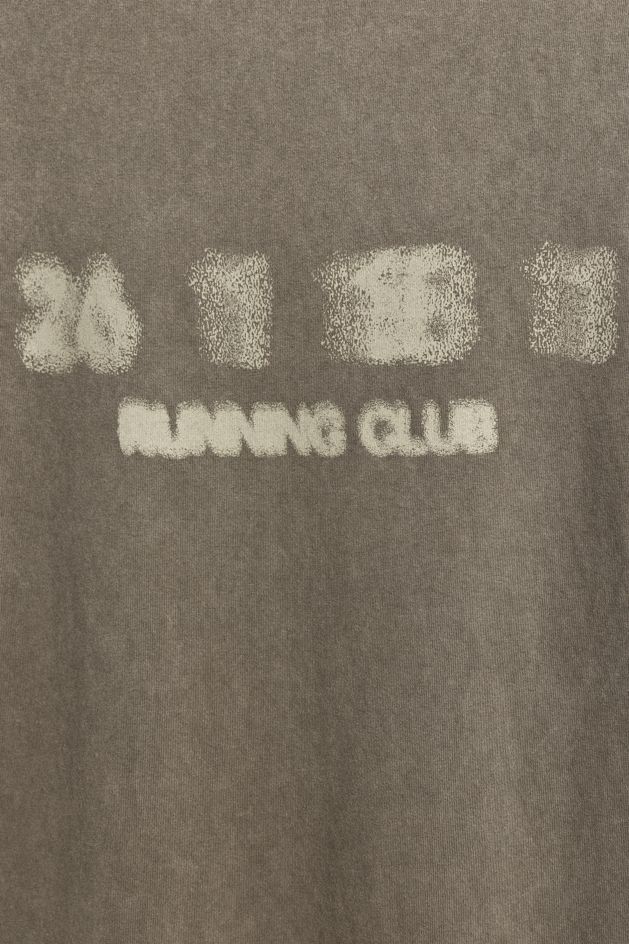 PRINTED GRAPHIC RUNNING T-SHIRT