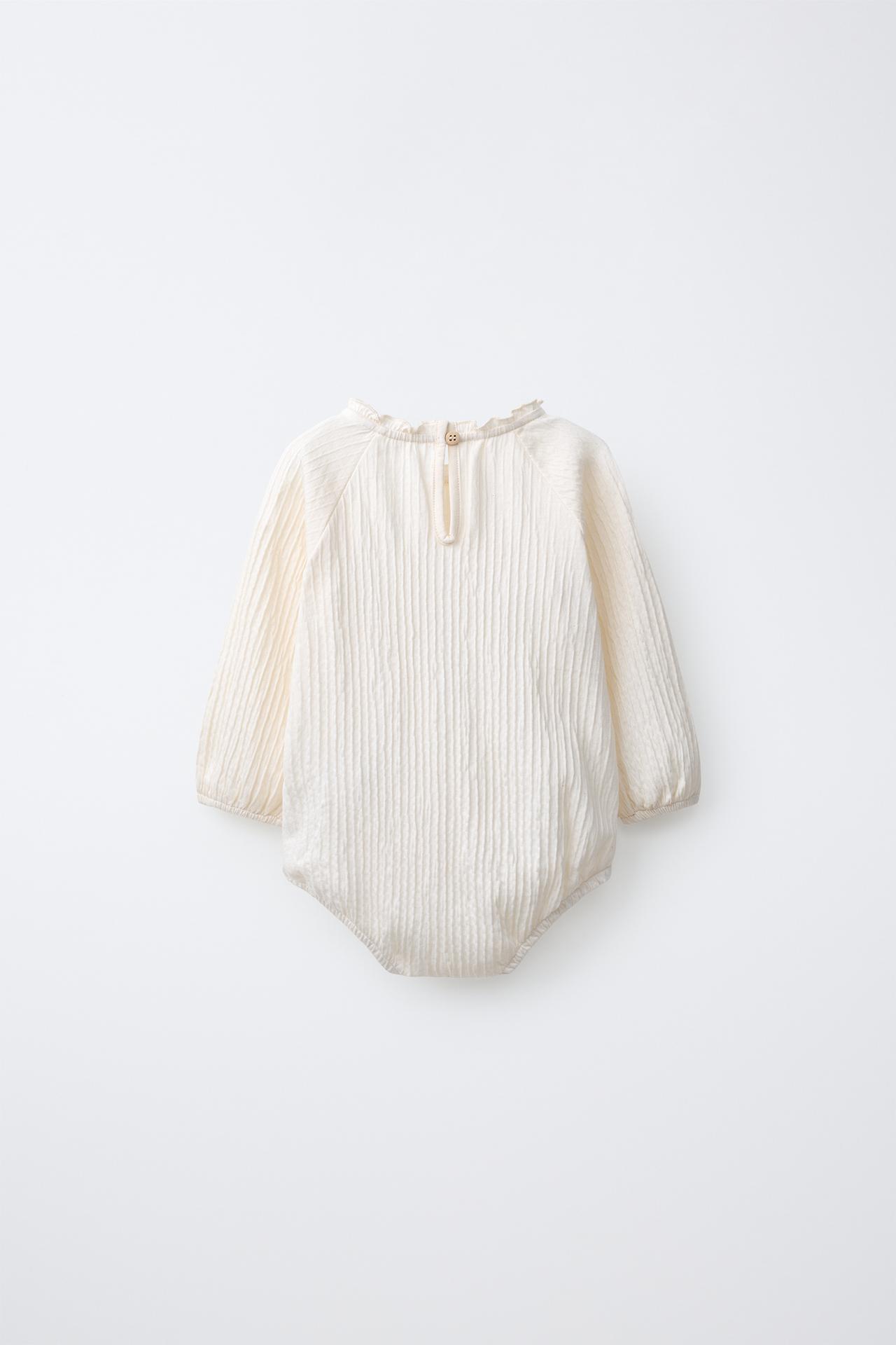 EMBROIDERED TEXTURE ROMPER — Light ecru
