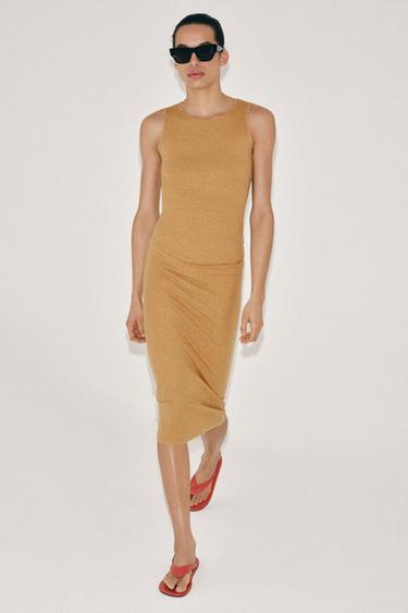 ROBE MI-LONGUE DRAPÉE - Camel clair de Zara - Image 4