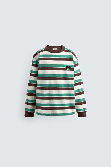 2-6 TUỔI/ ÁO PHÔNG KẺ SỌC CÓ MIẾNG ĐÁP HARRY LAMBERT FOR ZARA X DISNEY - Sọc xanh lá cây từ Zara