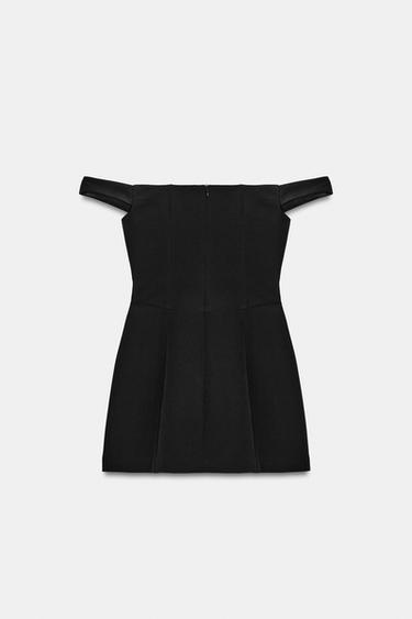 ROBE COURTE À VOLUME - Noir de Zara - Image 5