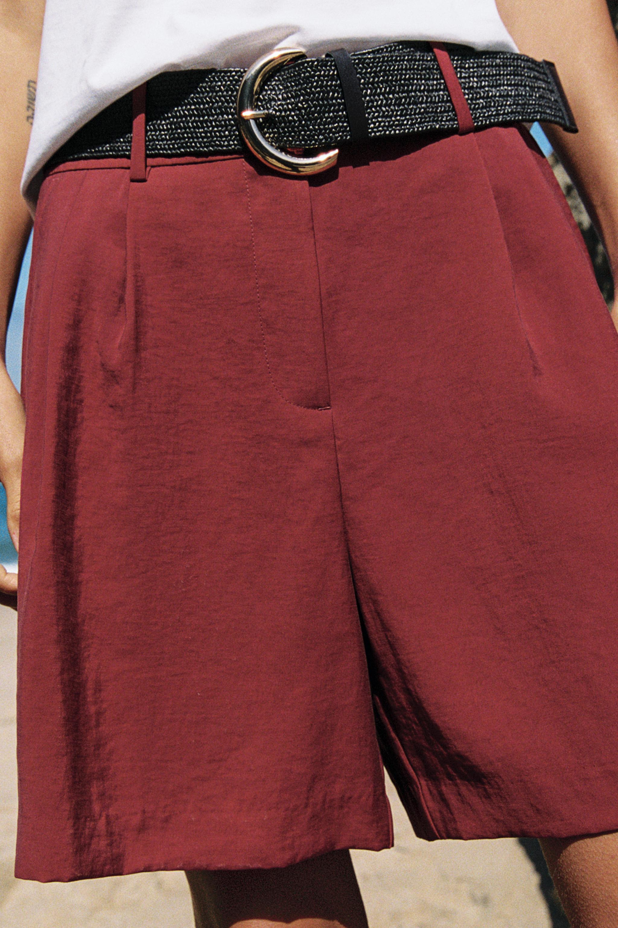 PLEATED BELTED SHORTS — Brick