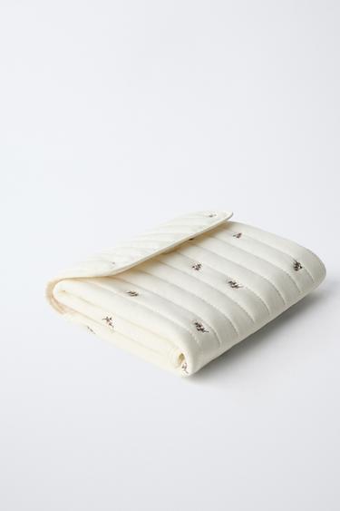 FLORAL CHANGING MAT - Ecru White by Zara - Image 2
