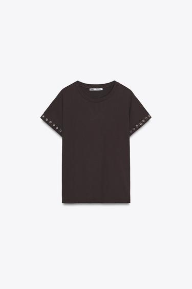 CAMISETA ARANDELAS METÁLICAS - Marrón de Zara