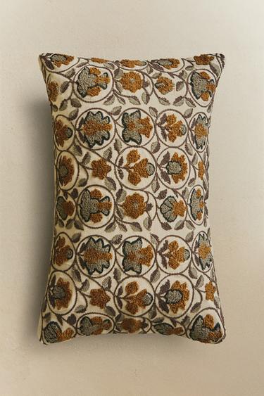 TUFTING CUSHION COVER - Mustard by Zara