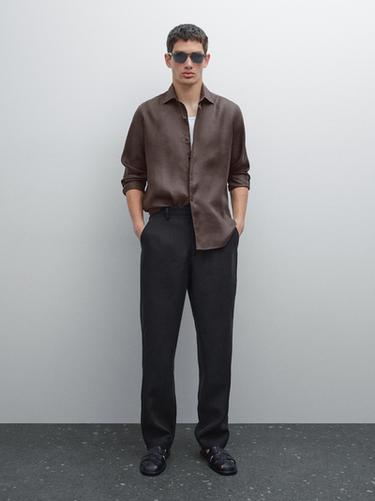 Camisa regular fit twill ligero - Chocolate de Zara