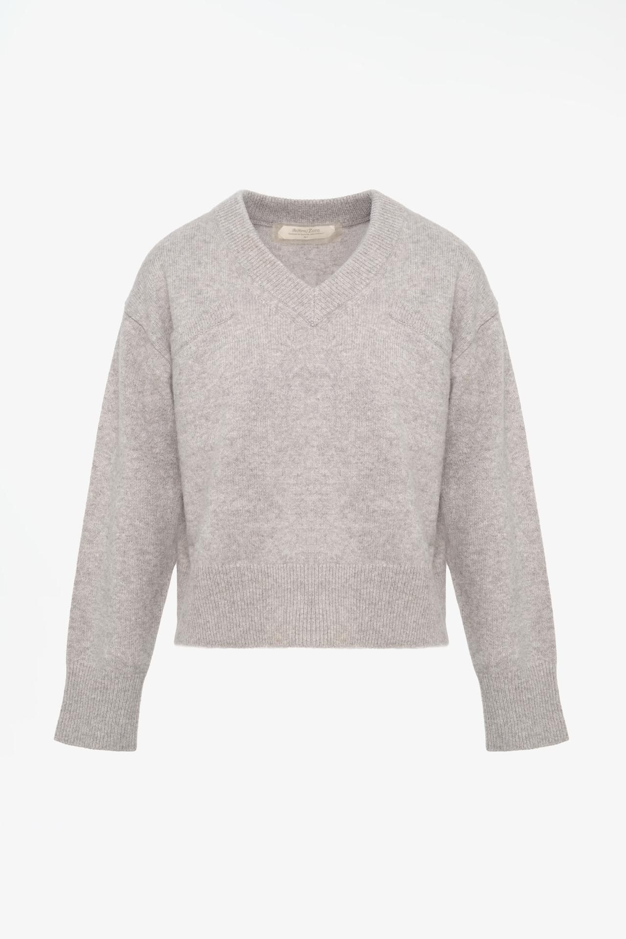 LIMITED EDITION 100% CASHMERE SWEATER — Light gray