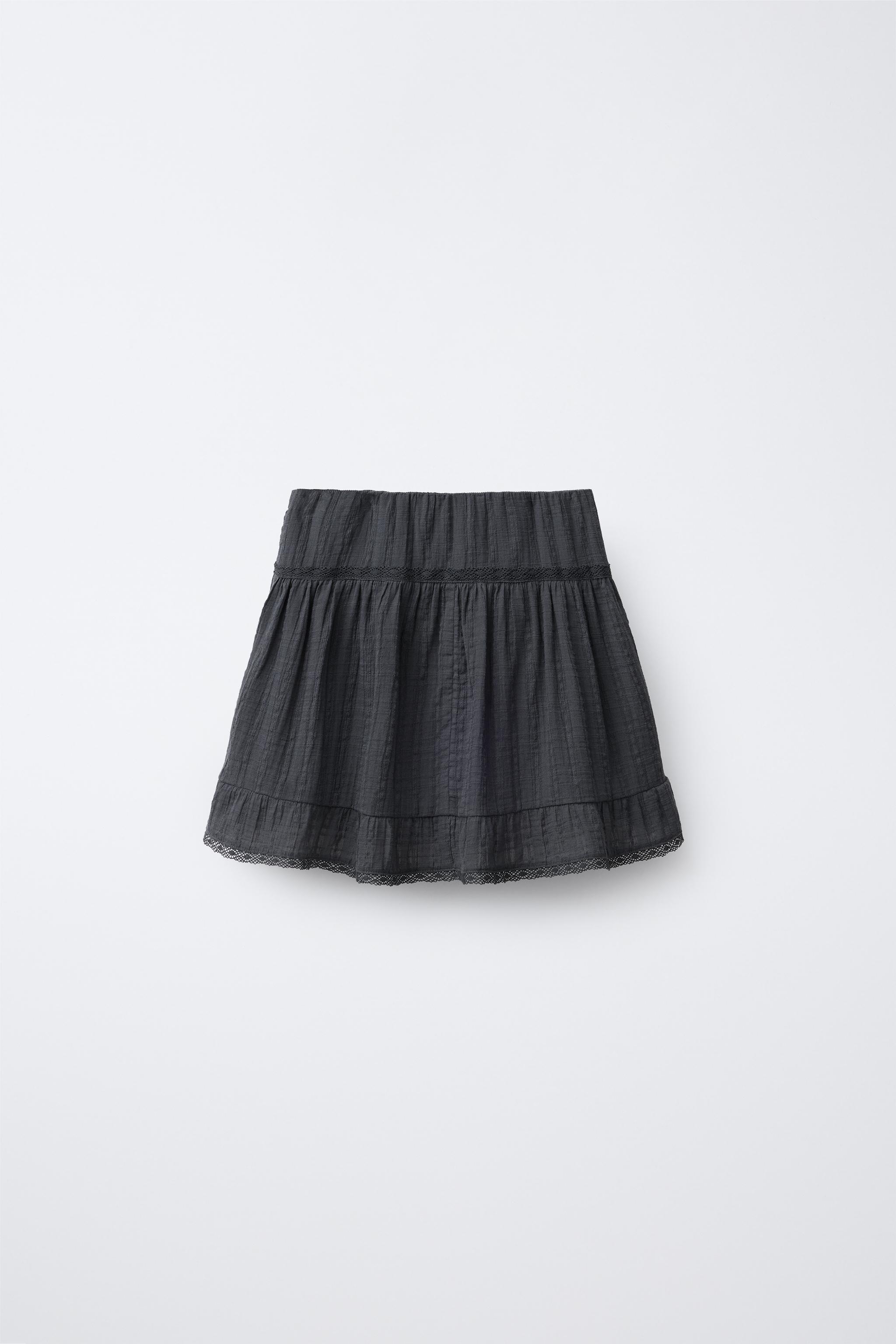 JUPE-SHORT DENTELLE