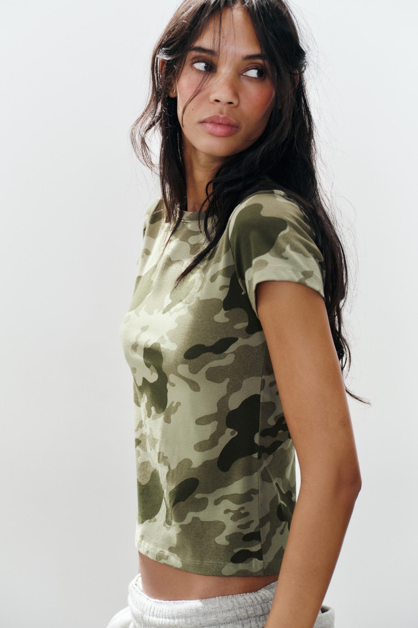 Женская футболка Zara Printed, цвет: Зелёный — фото 3