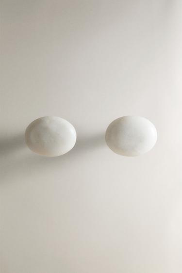 PACK OF OVAL MARBLE DOOR KNOBS (PACK OF 2) - white by Zara