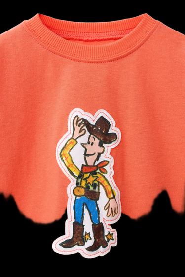 CAMISETA PARCHE WOODY TOY STORY © DISNEY PIXAR - Naranja de Zara