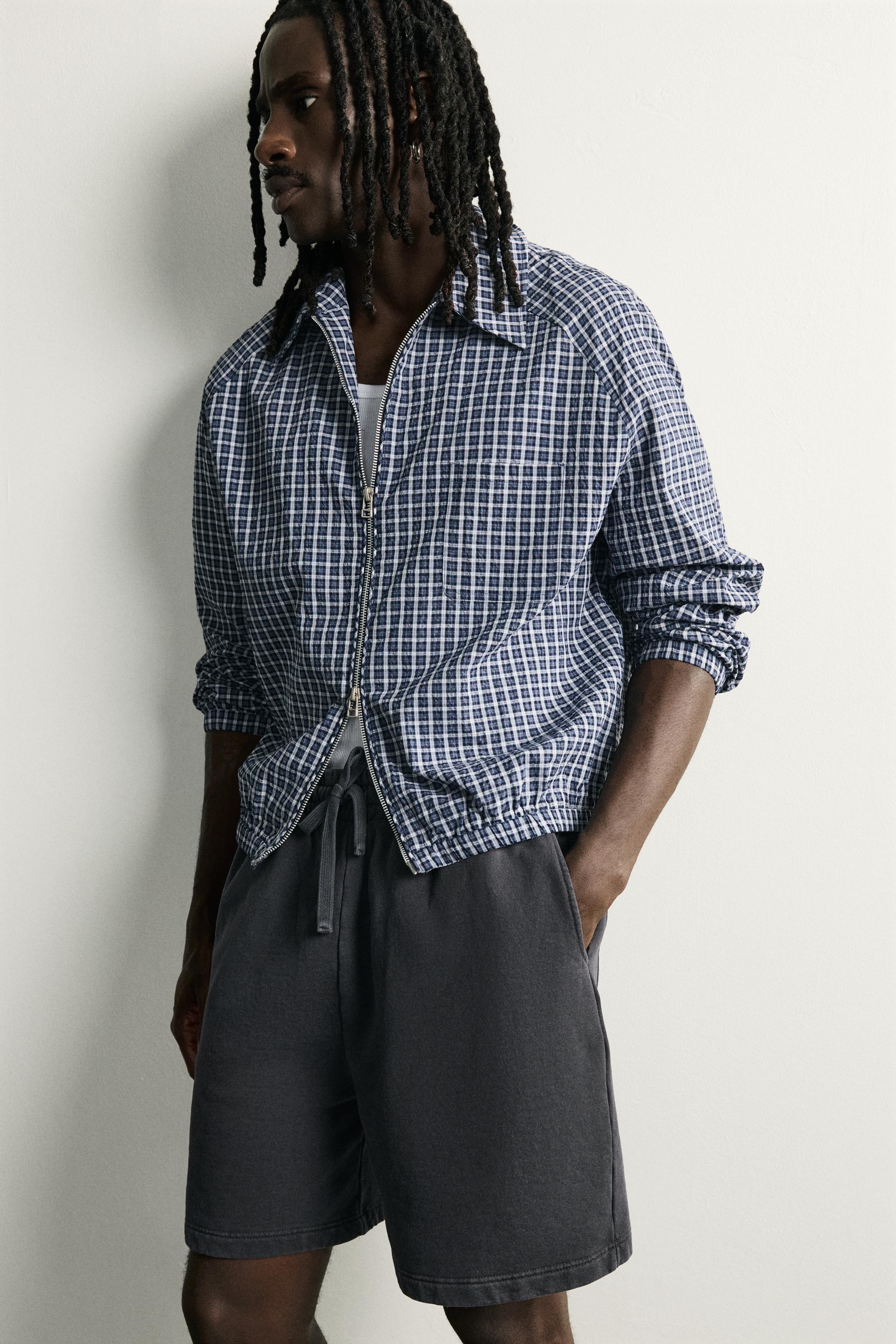 Мужские шорты Zara BASIC WASHED SWEATSHORTS — фото 5