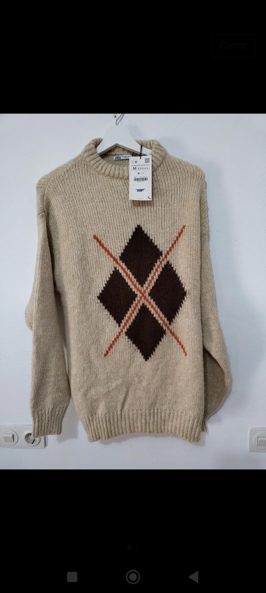 GEOMETRIC JACQUARD SWEATER