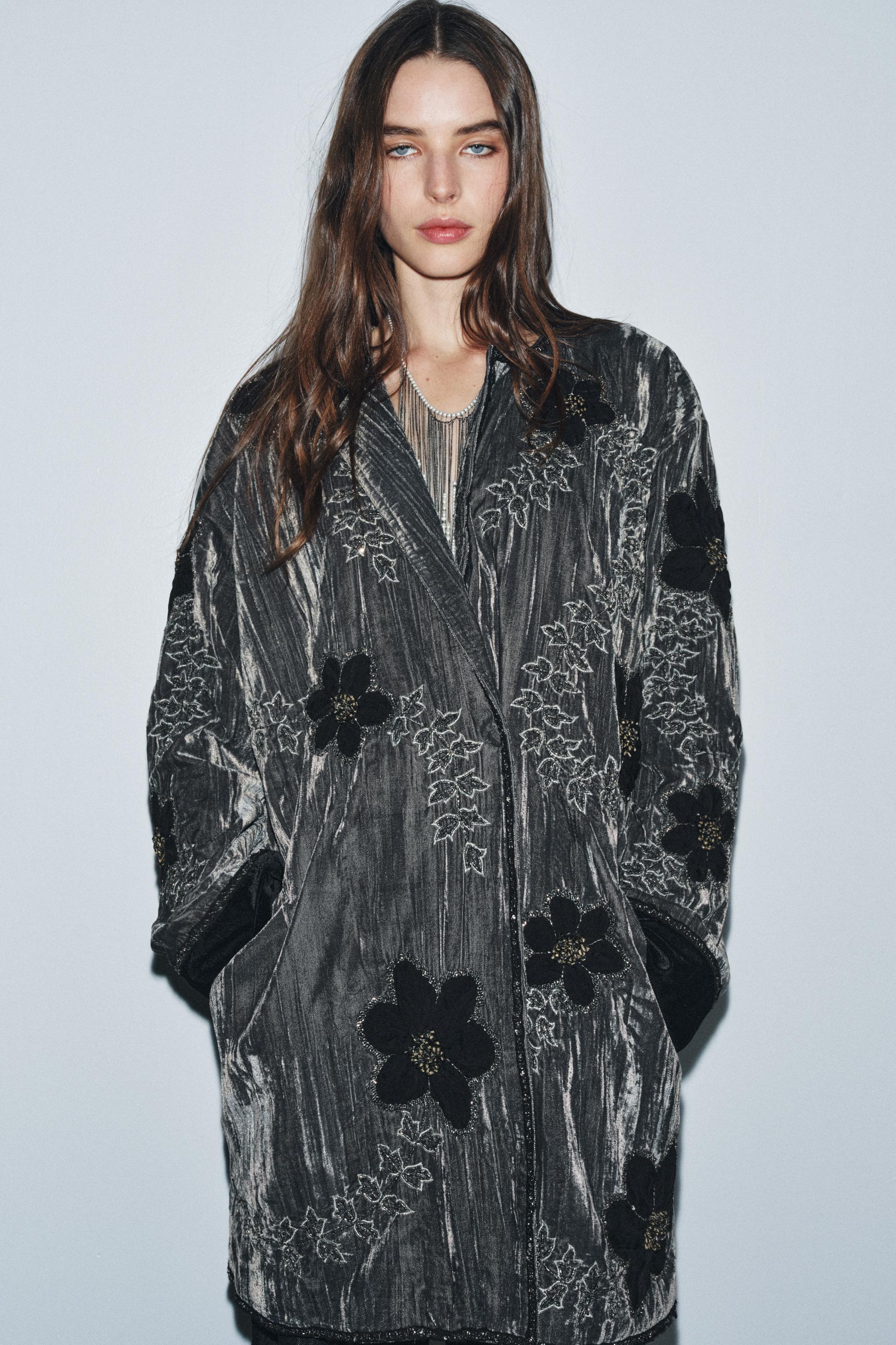 EMBROIDERED VELVET KIMONO ZW COLLECTION LIMITED EDITION