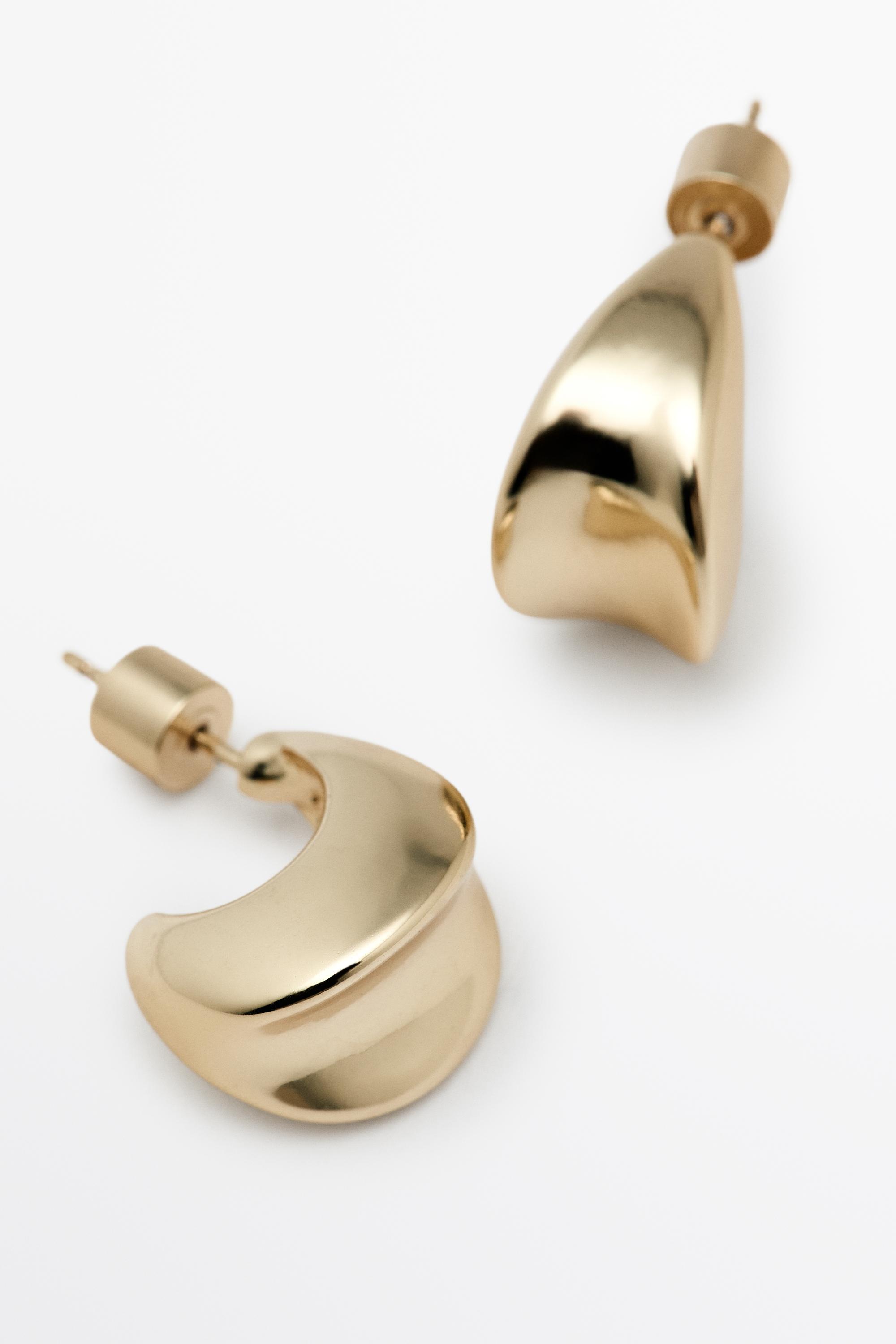 Boucles d’oreilles créoles incurvées
