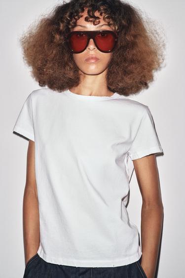 REGULAR RIPPED T-SHIRT - White by Zara