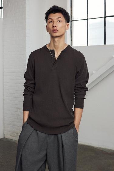 Zara 羅紋紐扣領 T 恤 - 黑色 / 棕色