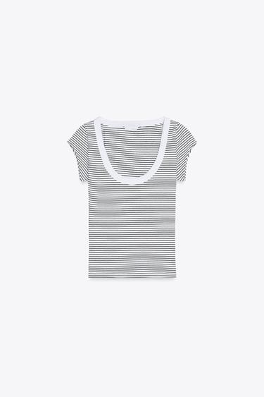 CAMISETA ESCOTE REDONDO - rayas de Zara