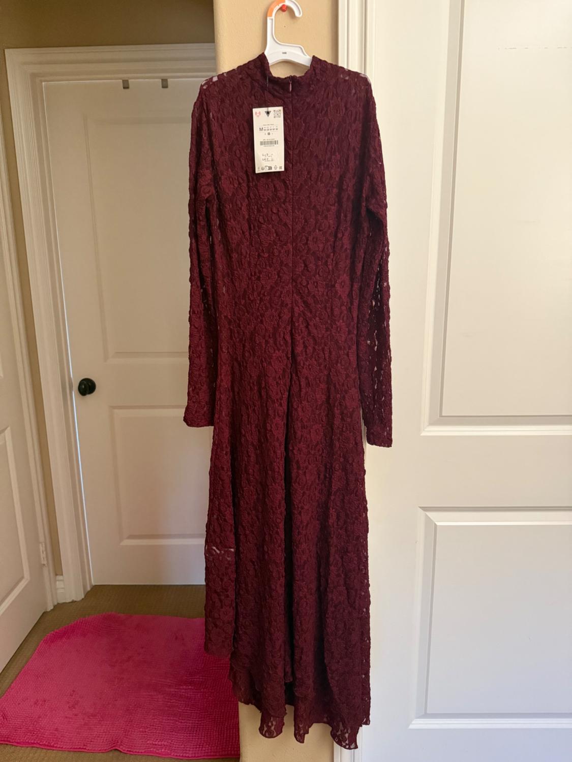 LACE MIDI DRESS - Image 2