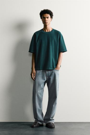 ФУТБОЛКА RELAXED FIT СО ШВОМ — ЗЕЛЕНОВАТО-СИНИЙ от Zara