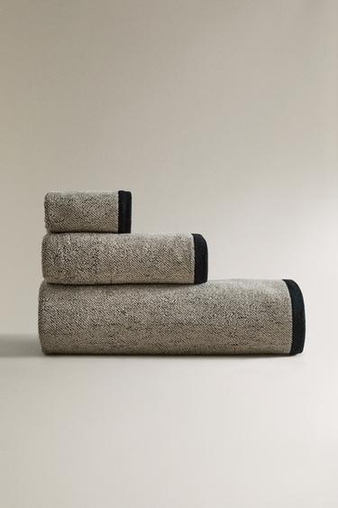 MELANGE-EFFECT BATH TOWEL - Black by Zara