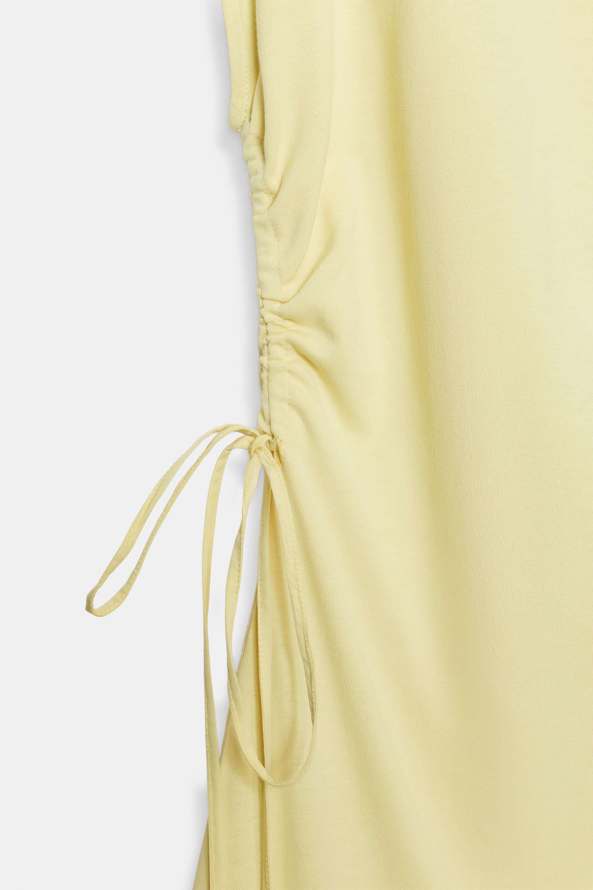 ROBE ASYMÉTRIQUE À FRONCES