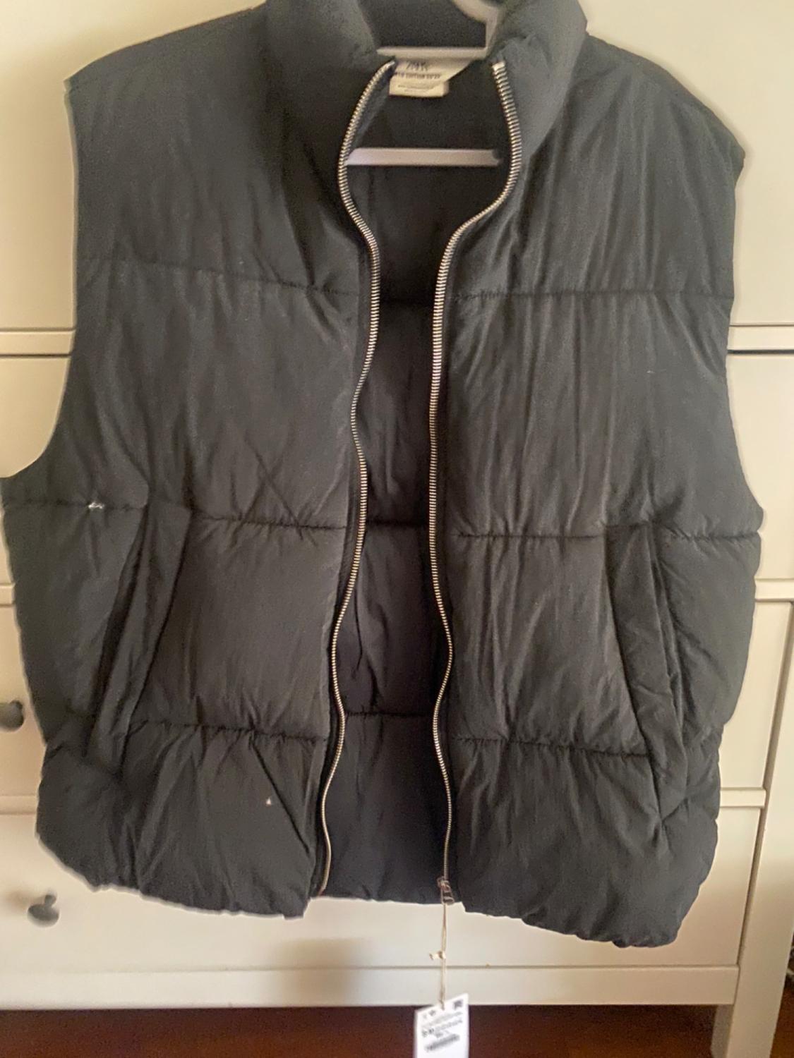 LIGHTWEIGHT PUFFER GILET
