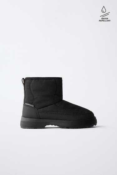 NEPREMOČLJIVI ŠKORNJI IZ NAJLONA - Črna od Zare