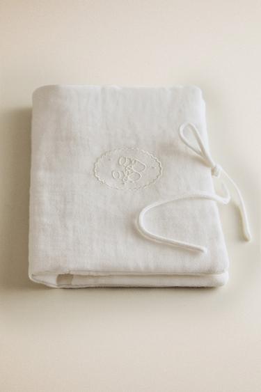CHILDREN'S EMBROIDERED BOOTIES BAG — Oyster-white 1