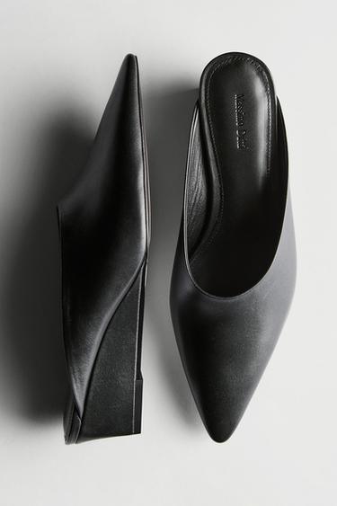 Zapato mule tacón cuña - Negro de Zara