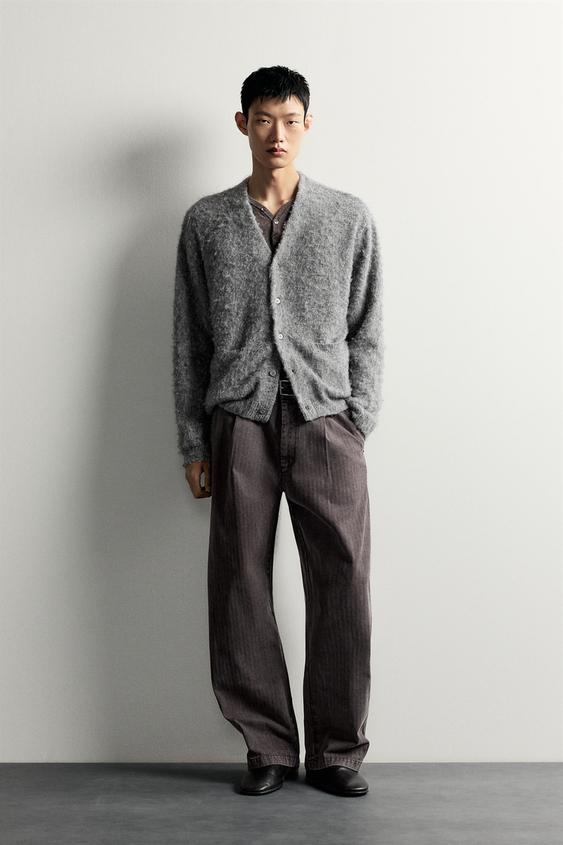 ÁO CARDIGAN REGULAR FIT HOÀN THIỆN CHẢI XÙ - Màu xám từ Zara - Hình ảnh 0