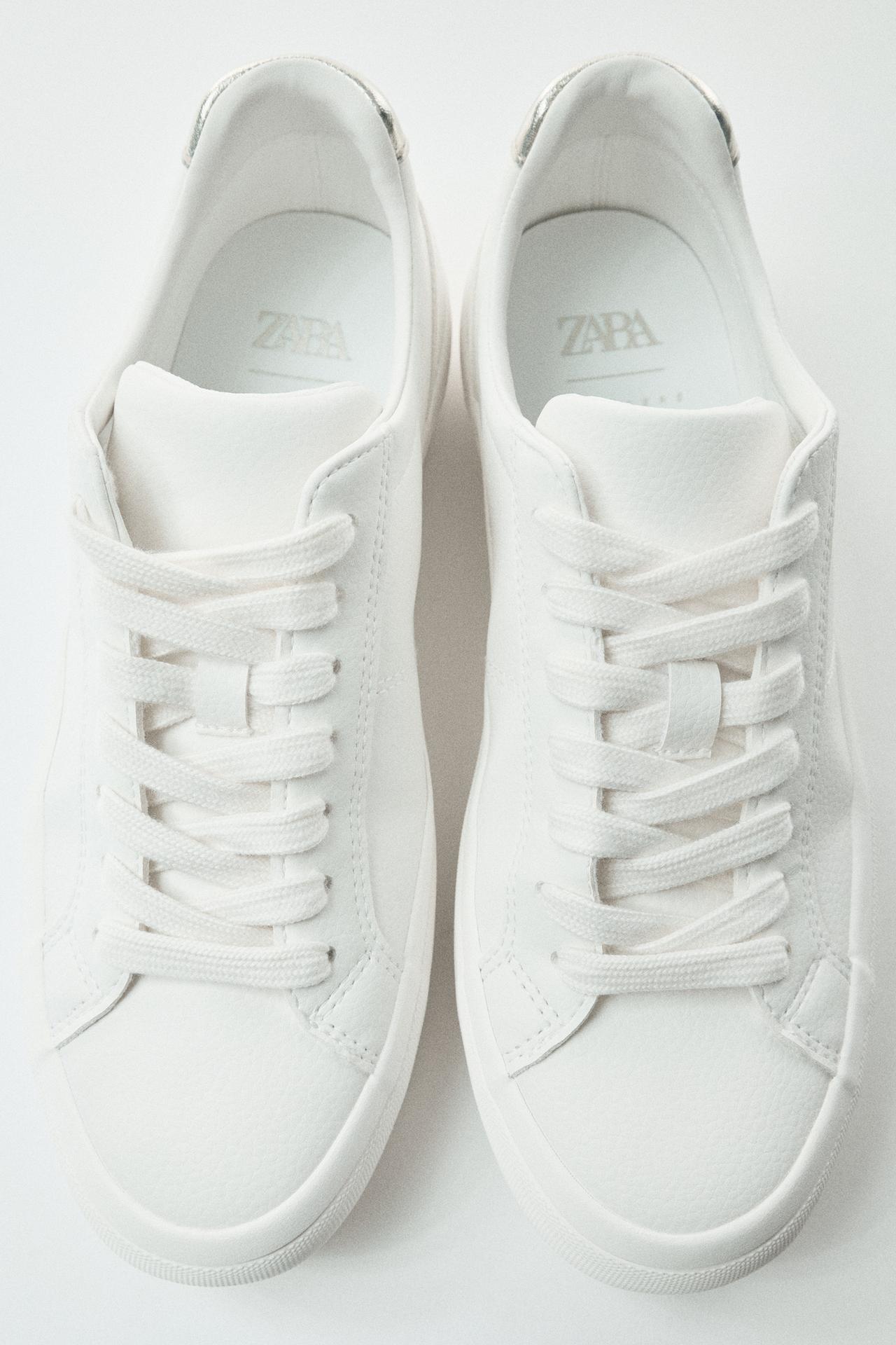 TRAINERS WITH HEEL COUNTER DETAIL — White