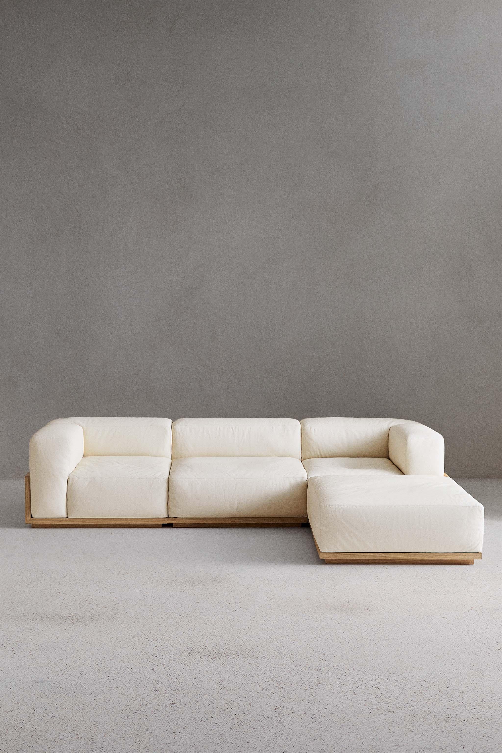 ZARA HOME リネン　アップホルスダード　ソファ　送料込み ZARA HOME リネン アップホルスダード ソファ 送料込み ZARA