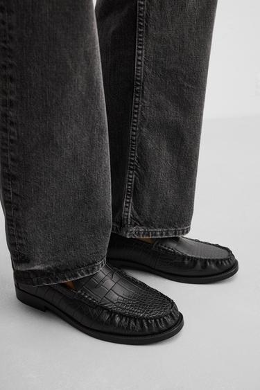 EMBOSSED LOAFERS - Black by Zara