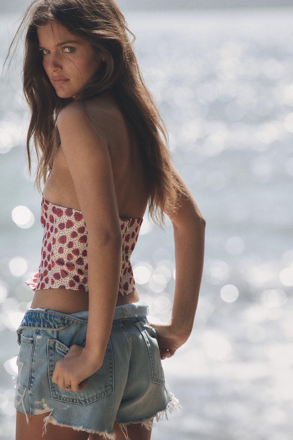 PRINTED HALTER TOP - image 2