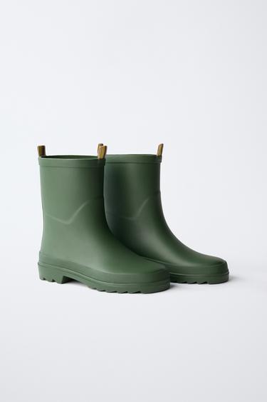 BOTTES DE PLUIE BASIQUES - Vert kaki de Zara - Image 1