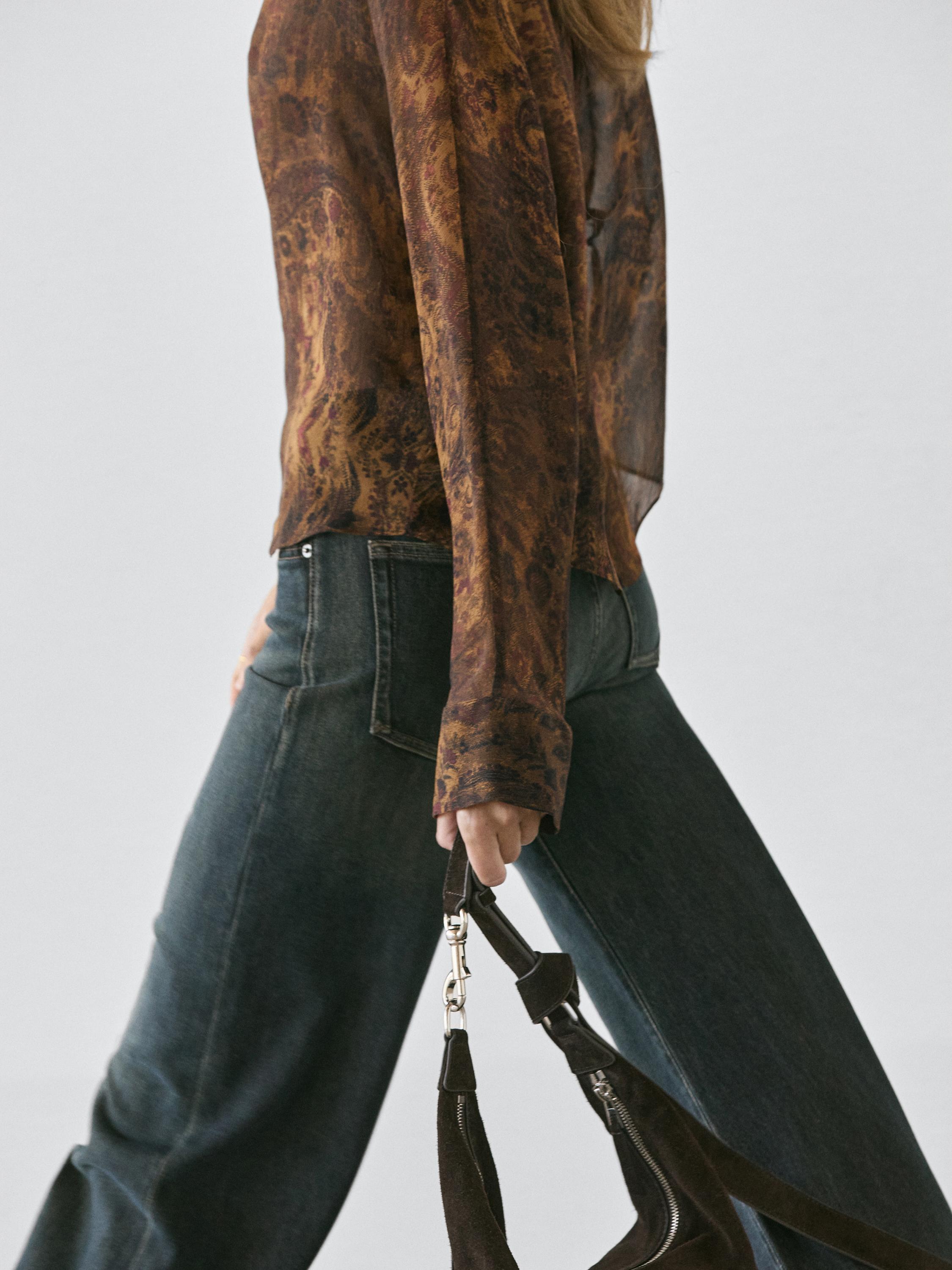 Flowing printed blouse