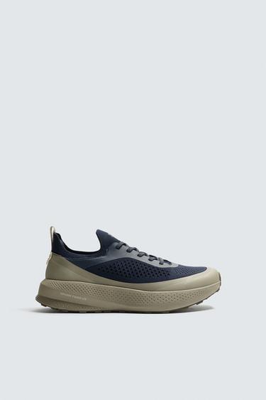 RUNNING TRAINERS - Blue by Zara
