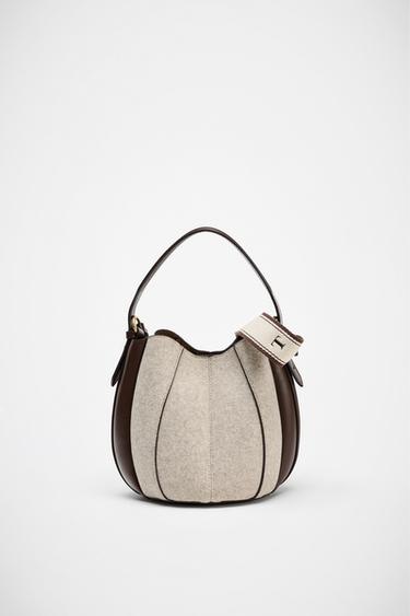 Zara TOPSTITCHED FABRIC BUCKET BAG - Ecru